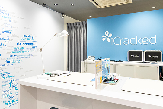 iCracked Store 神戸三宮元町